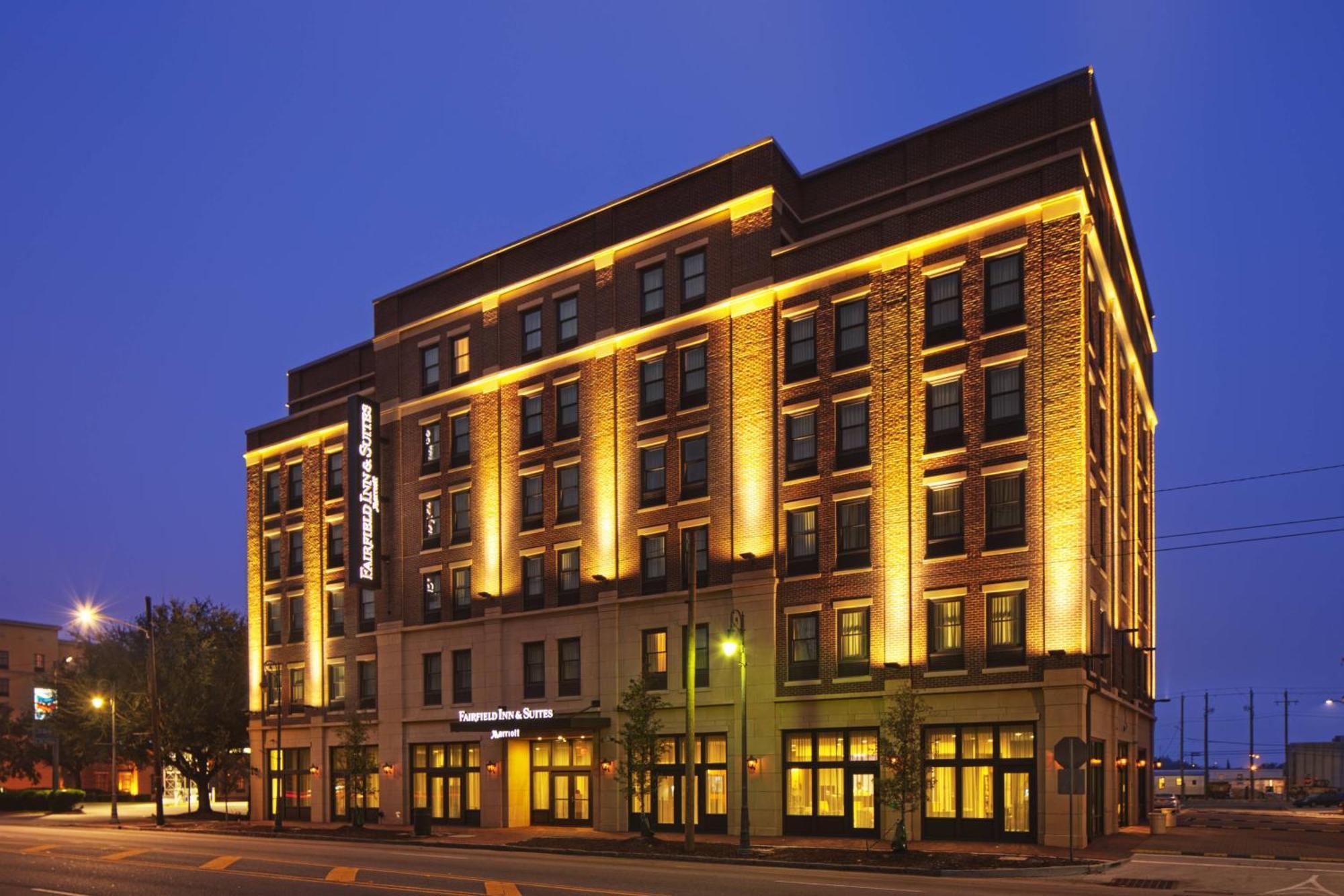 Fairfield Inn & Suites By Marriott Savannah Downtown/Historic District Exteriör bild